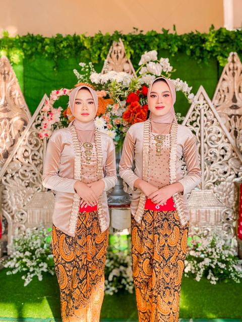 Galeri Azzahra Among